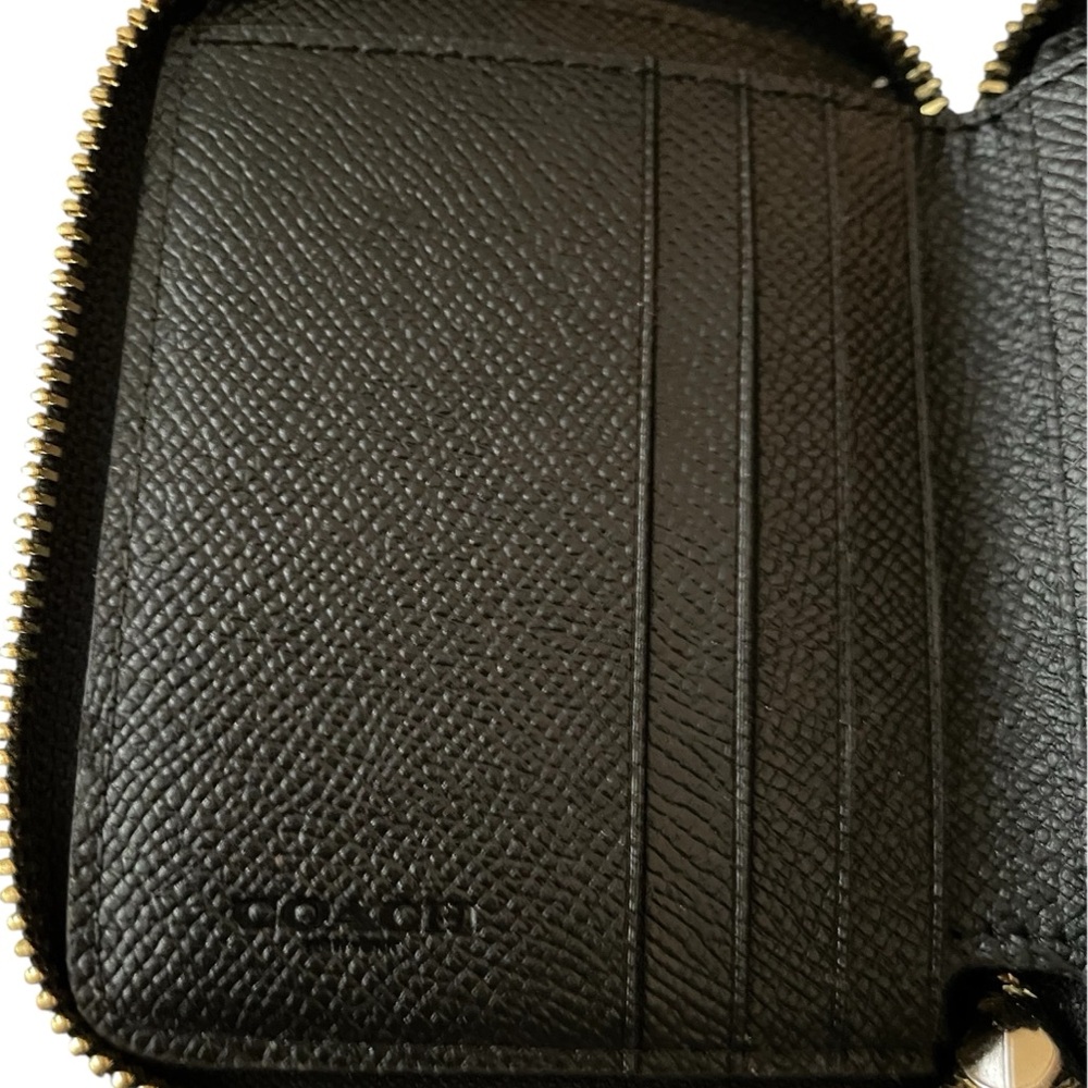 Coach double zip two tone compact wallet. Pebbled leather, gold hardware EUC - Picture 5 of 7